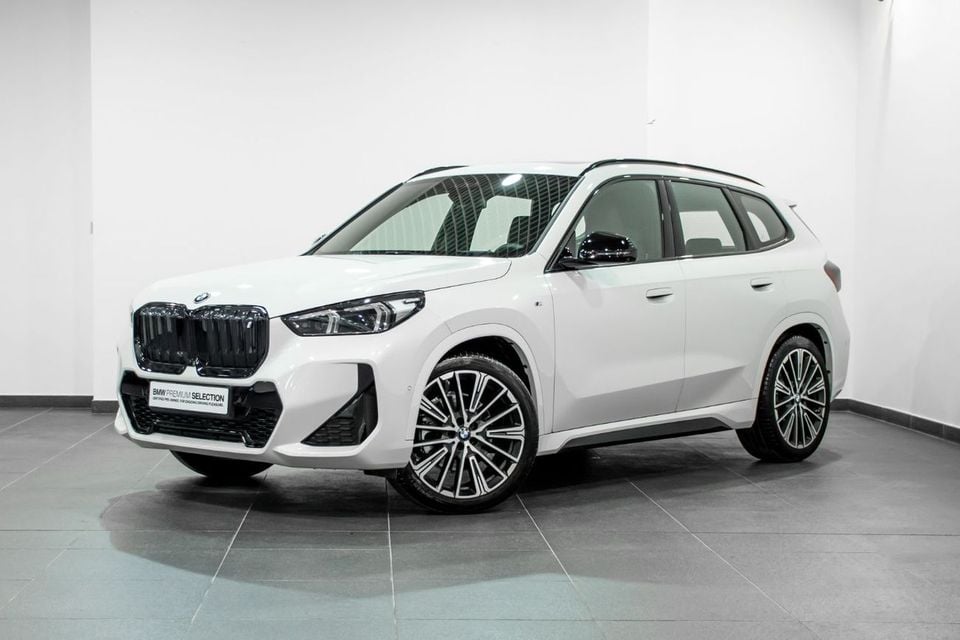 BMW iX1 XDRIVE30 LUXURY M SPORT PACKAGE