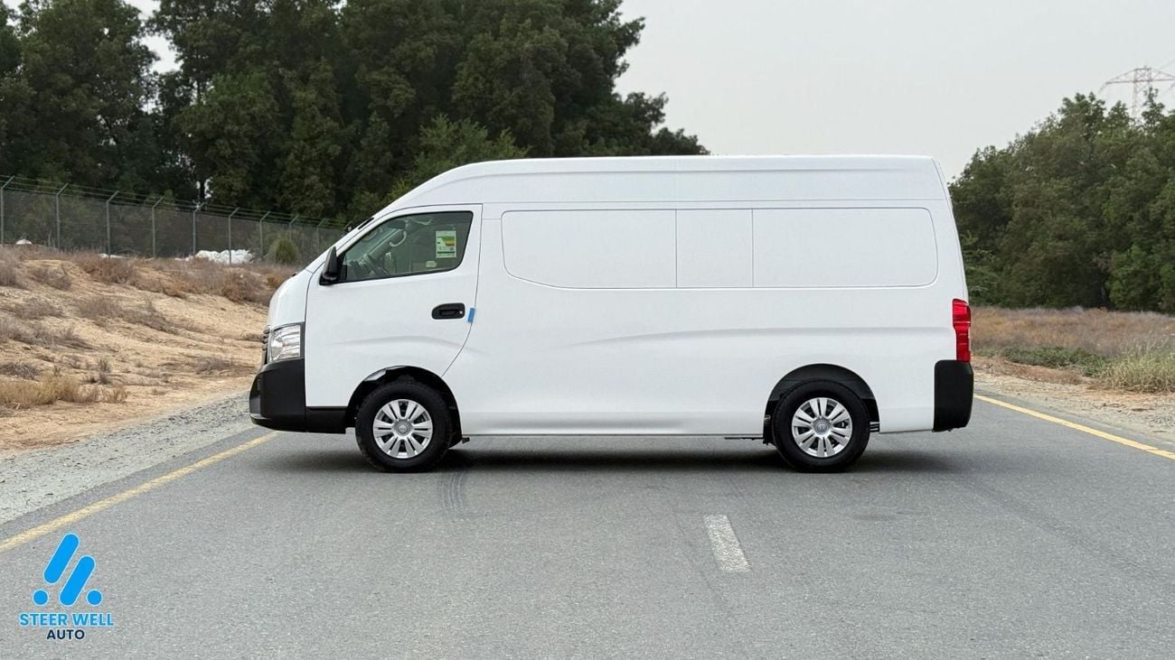 Nissan Urvan HIGH ROOF WIDE BODY 3-Seater Manual (4-Door) NV350 Highroof Delivery Van GCC Manual White