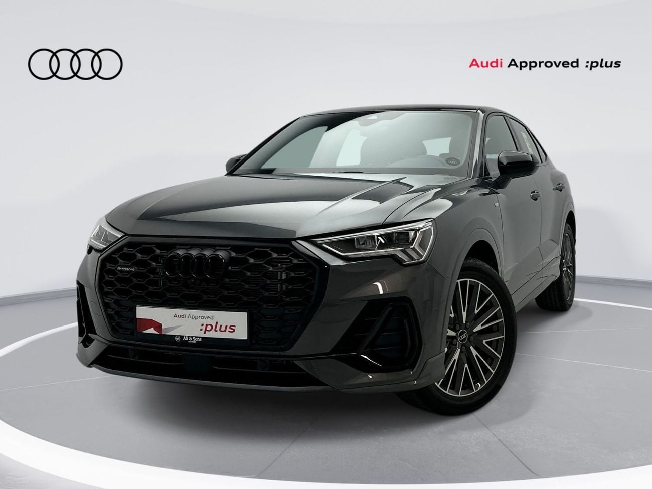 أودي Q3  Q3 Sportback 40 TFSI quat 180hp S line (Ref# 02130)
