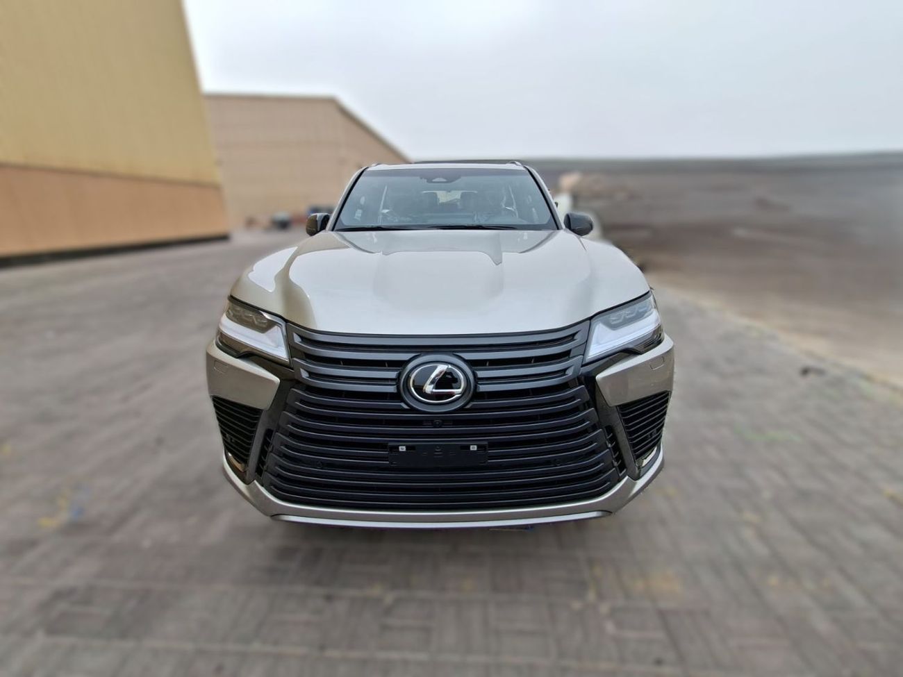 Lexus LX 700h LEXUS LX700h OVERTRAIL - 3.5L - HYB - AT - 2026 MY