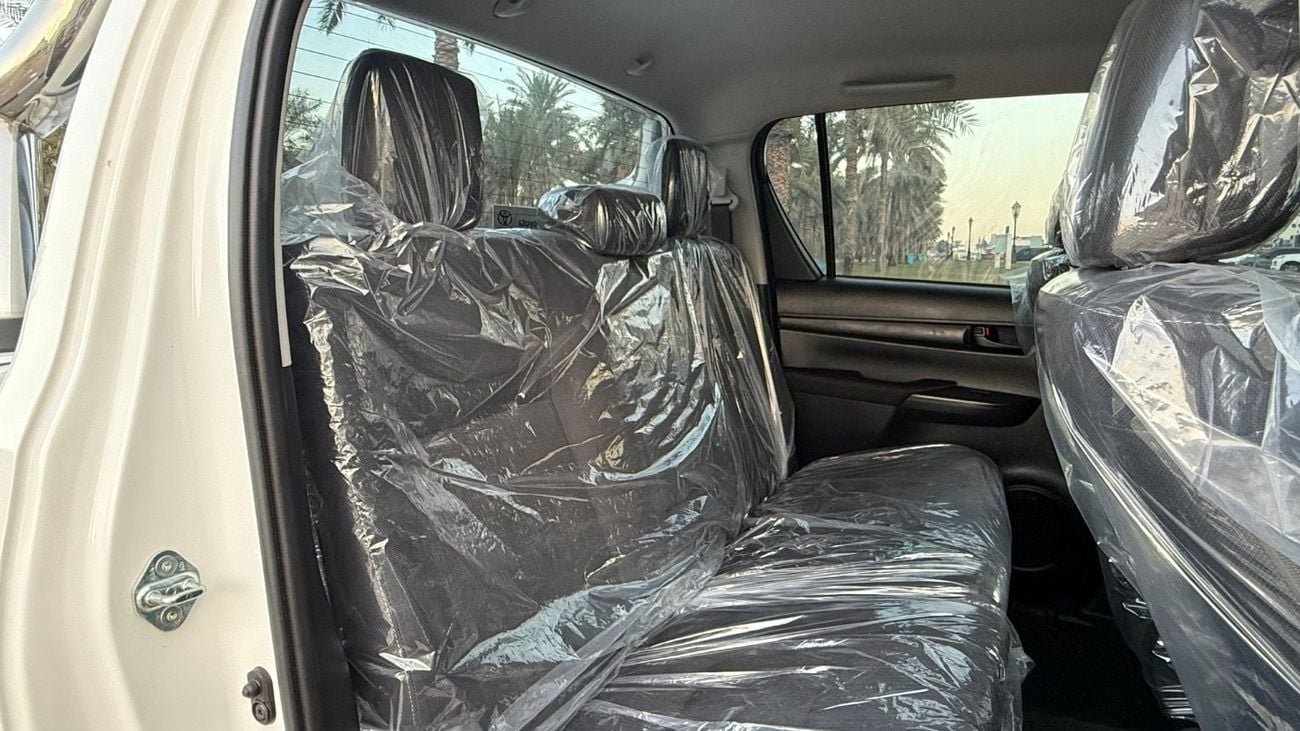 Toyota Hilux SR5 Right Hand Drive