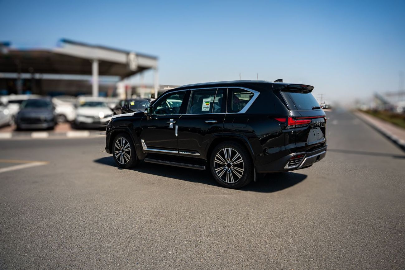 Lexus LX 700h Lexus LX 700 2025 3.5L hybrid  Transmission Automatic  Signature 7 seats  Full option  22 rims  Hudp