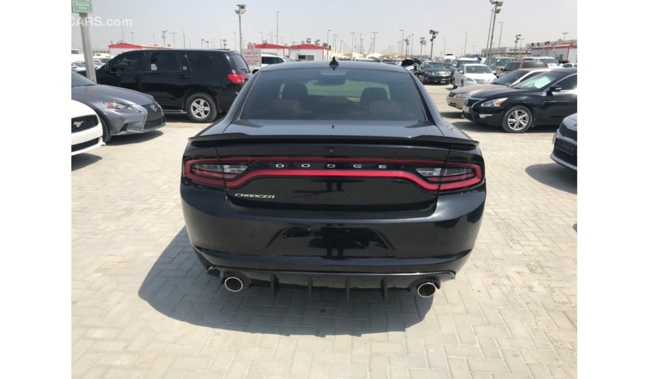 Dodge Charger دودج تشارجر2017 وارد بحالة نظيفة6سالند