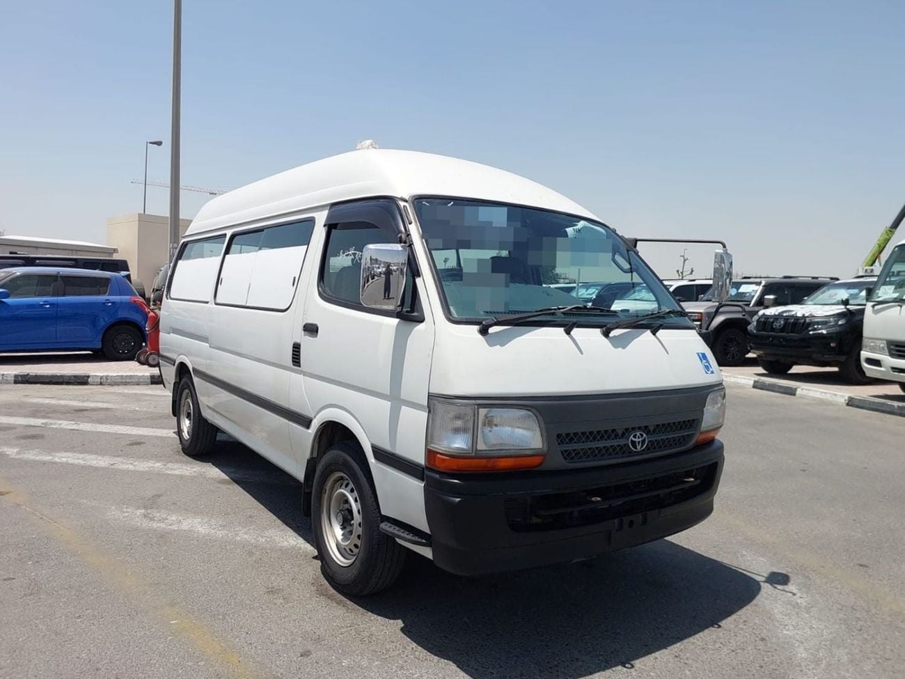 Toyota Hiace 2001 TOYOTA HIACE VAN RHD PETROL AUTOMATIC(PM01115)