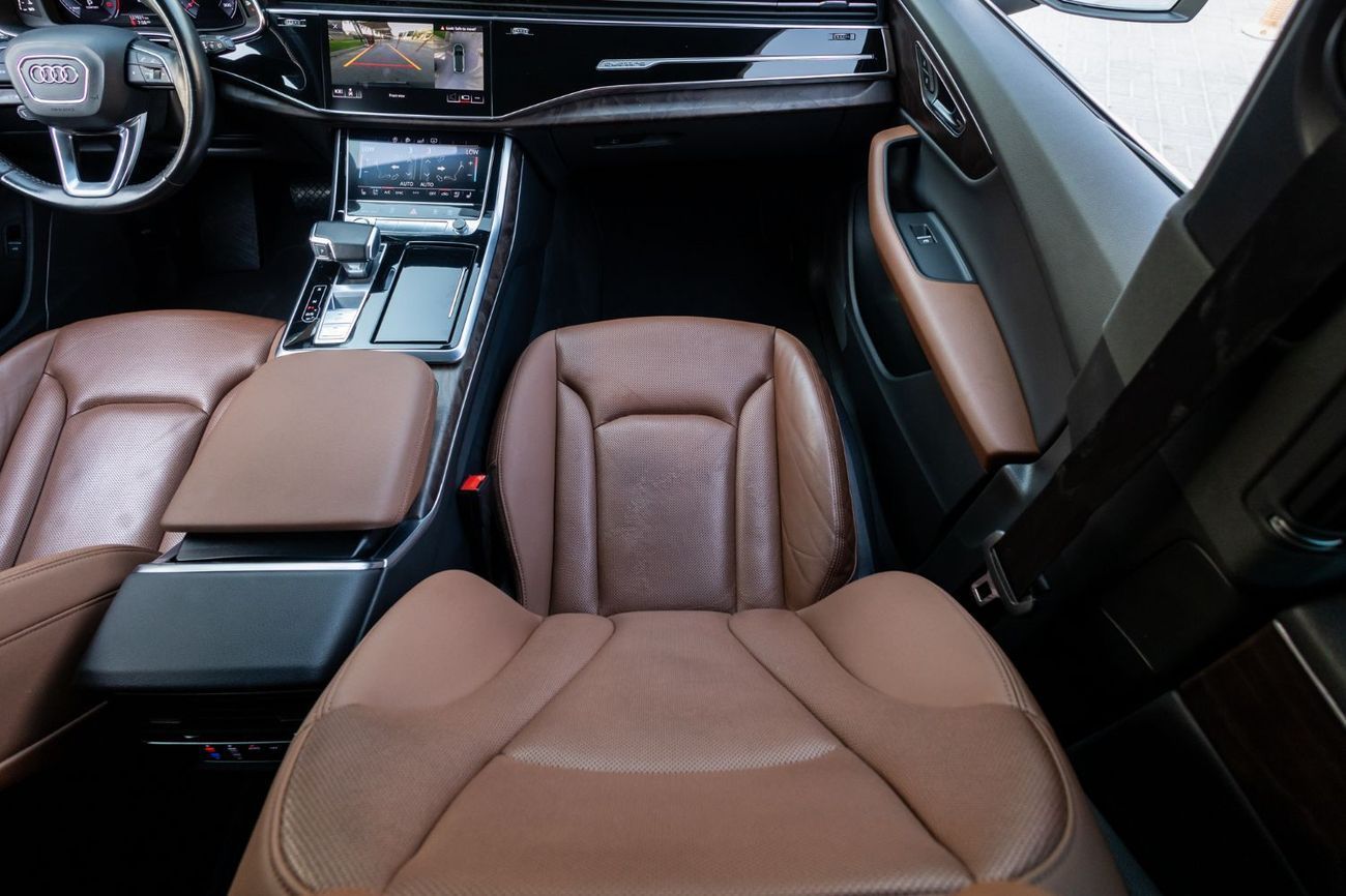 Audi Q7 55 TFSI quattro S-Line 3.0L