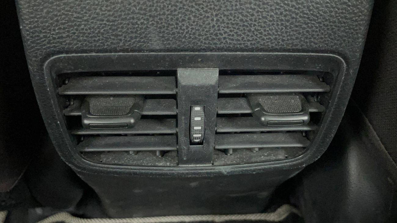 تويوتا كورولا XLI 1.6 | بدون دفعة مقدمة | اختبار القيادة في المنزل