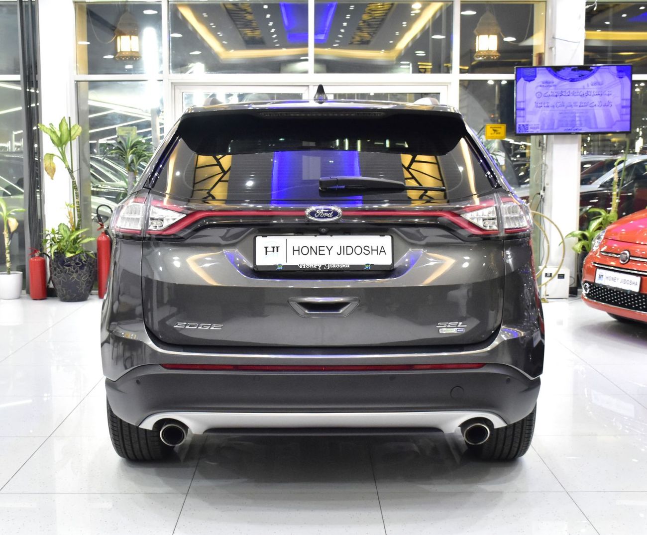 Ford Edge EXCELLENT DEAL for our Ford Edge SEL AWD ( 2018 Model ) in Grey Color GCC Specs