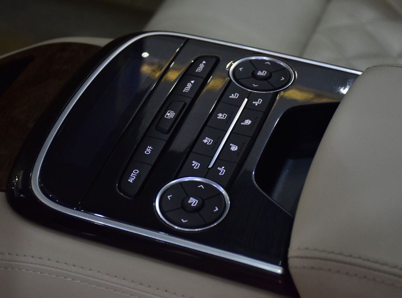 جي إي سي GA 8 GT EXCELLENT DEAL for our GAC GA8 (2019 Model) in Black Color GCC Specs