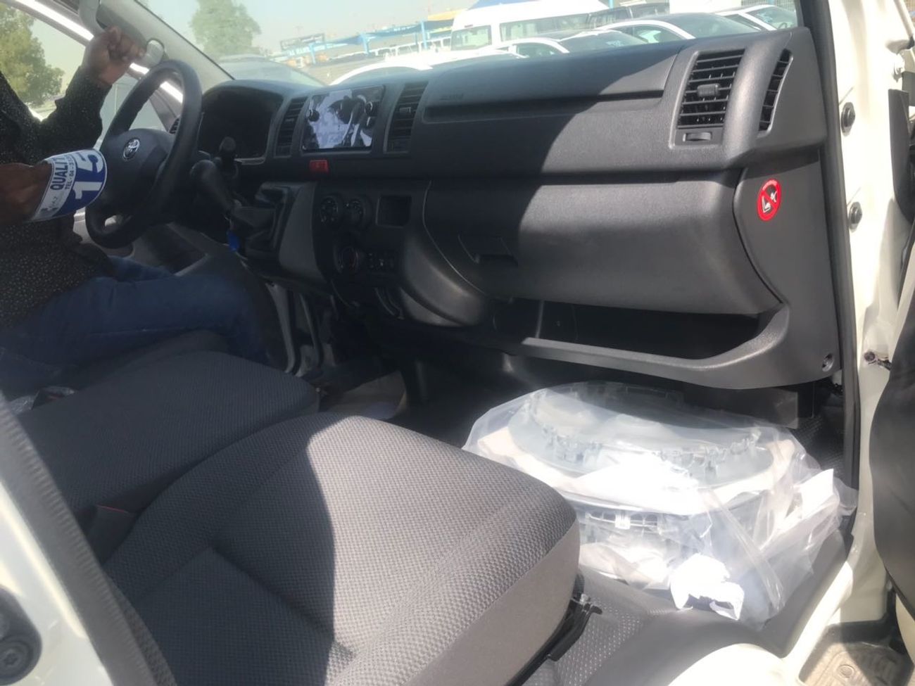 Toyota Hiace 14 SEAT