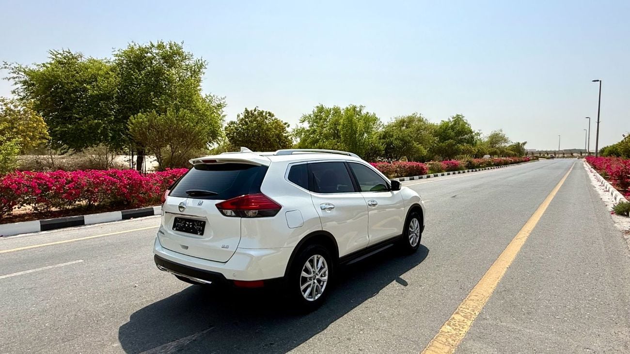 نيسان إكس تريل S 2.5L (181 HP) AWD