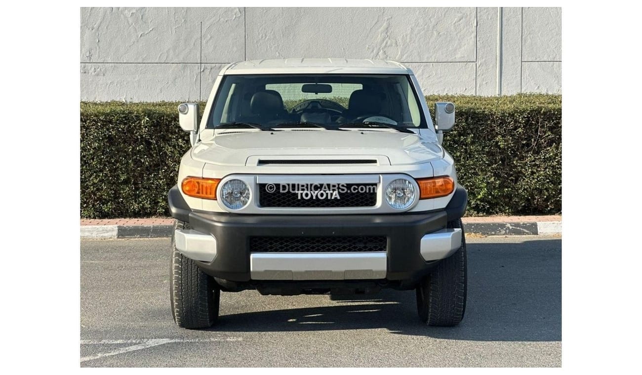 Toyota FJ Cruiser GXR GCC SPEC UNDER WARRANTY