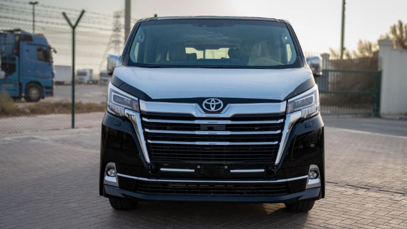 تويوتا جرافينا 2.8L, 4-Cylinder Turbo Diesel - Automatic - 6 Seater - 5 Door - RWD