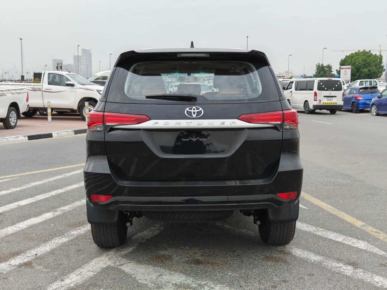 تويوتا فورتونر 2026 Toyota Fortuner 2.4L Diesel AT 4WD GCC Spec
