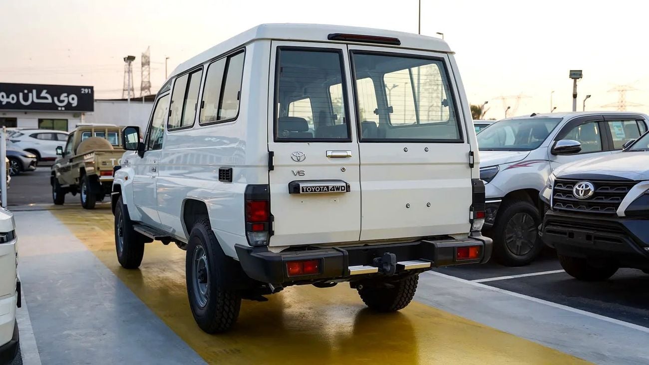 Toyota Land Cruiser 70 LC 78 Base GCC Specs