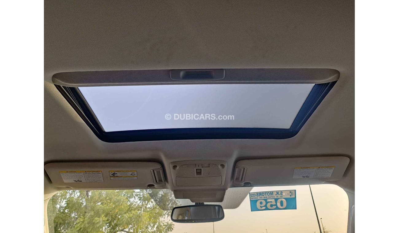 Nissan Armada PLATINIUM / 5.6L / V8 / FULL OPTION / 4WD (LOT # 82722)