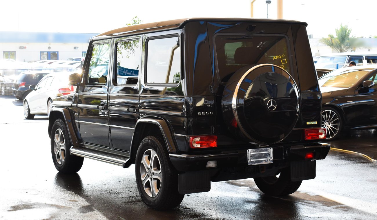 Mercedes-Benz G 550