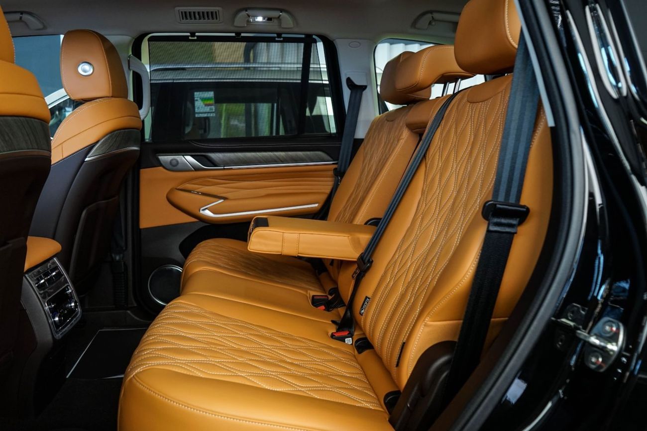 Tank 500 NEW TANK 500 PRETSIGE 2.0 TURBO HYBRID MODEL 2026 FULL OPTIOS