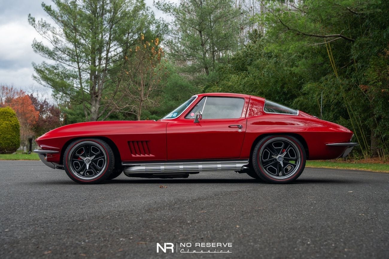 شيفروليه كورفت ZZ502 6 Speed Widebody Restomod