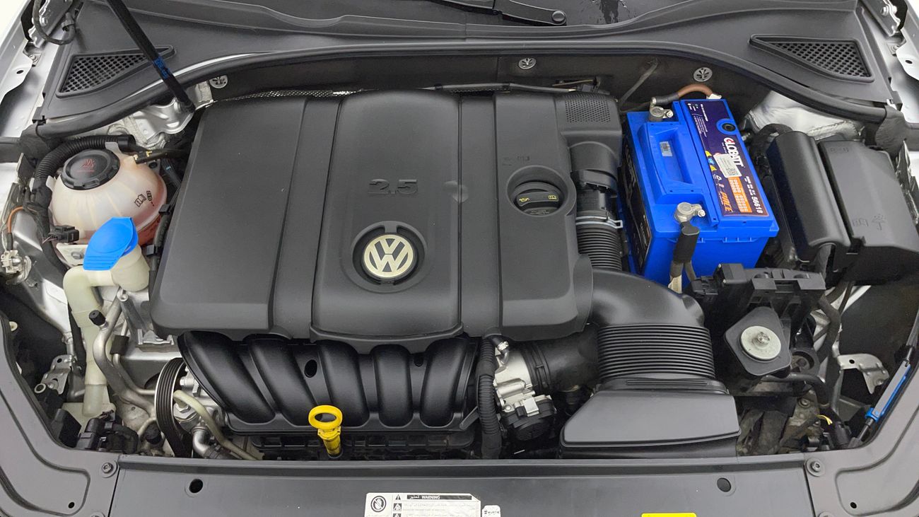 Volkswagen Passat TRENDLINE 2.5 | Zero Down Payment | Free Home Test Drive