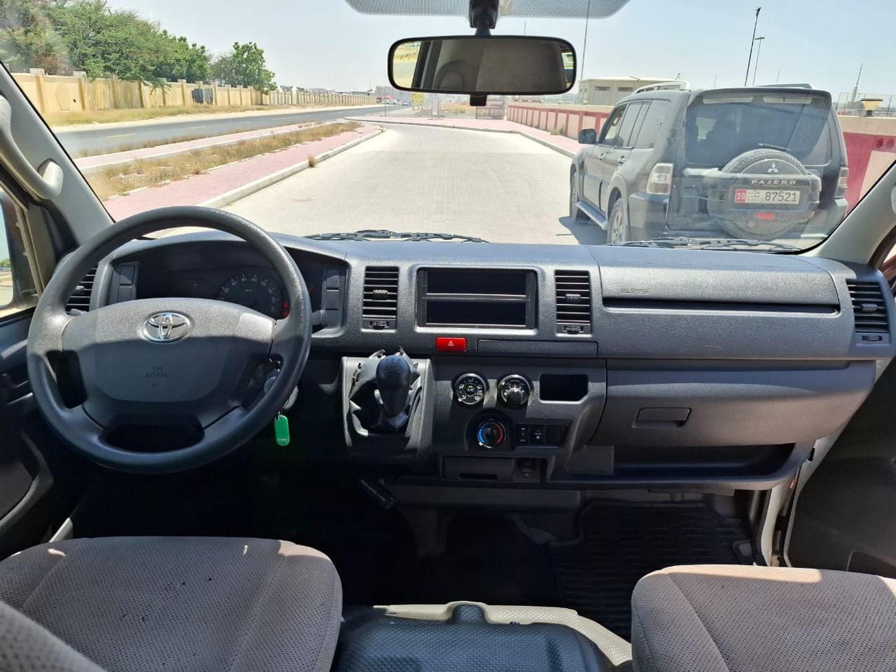 تويوتا هاياس 2024 Toyota Hiace diesel manual no accident *Original white color*