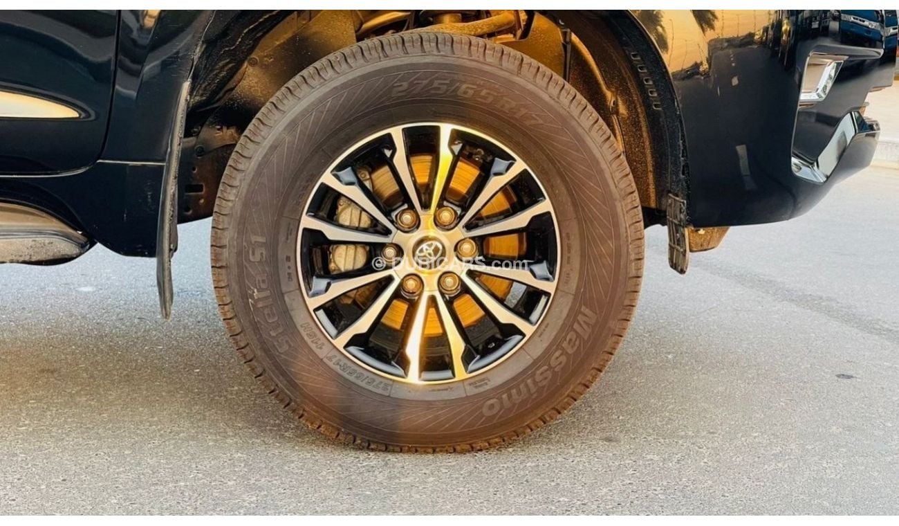 Toyota Prado 2019 TX-L PETROL SUNROOF | JAPAN IMPORTED | FULL OPTION | 4WD | Original Mileage| BEST PRICE WHATSAP
