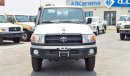 Toyota Land Cruiser Pick Up V6 4.0 L Petrol Double Cabin ,4/4,winch ,Hub lock,power window , wooden interior