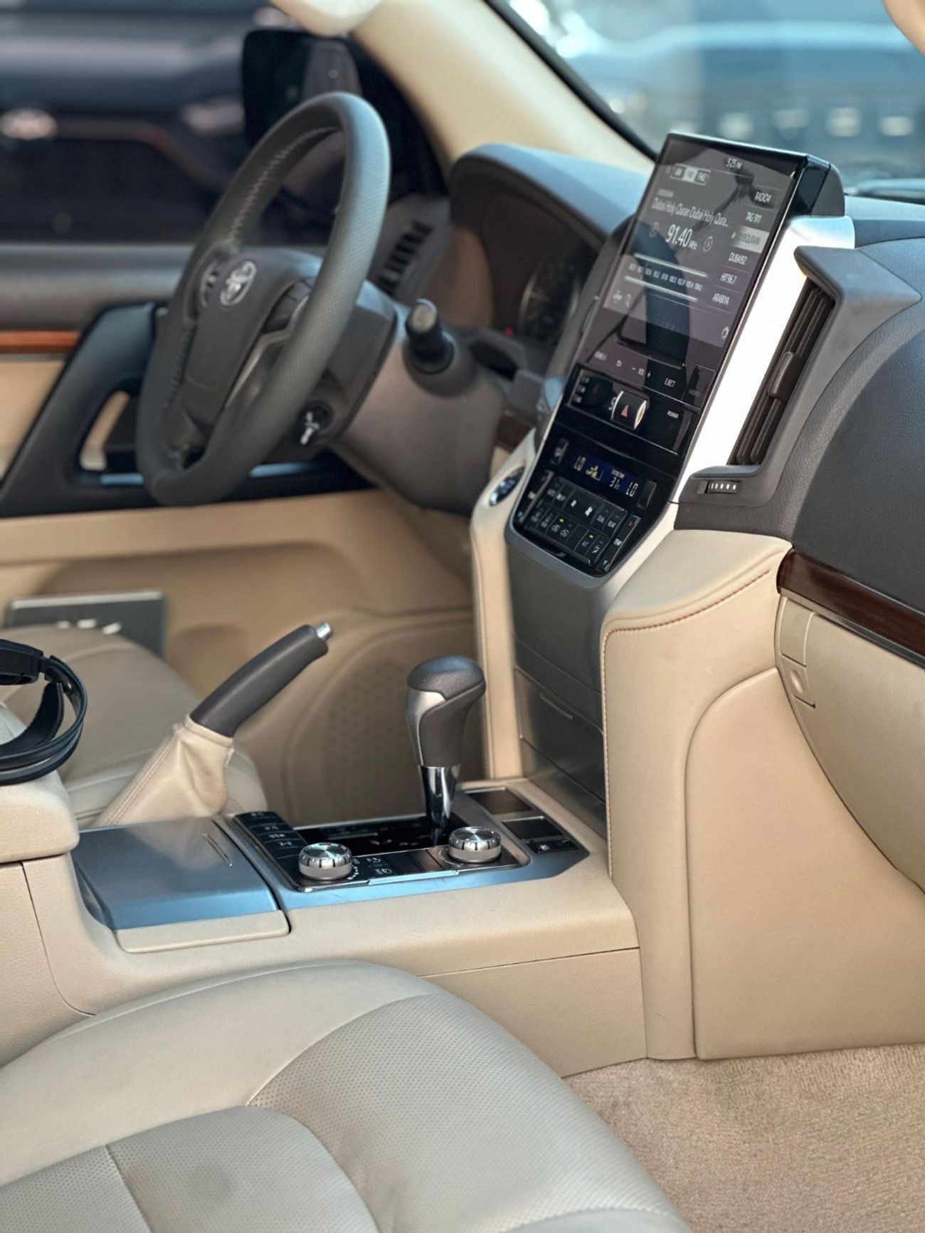 Toyota Land Cruiser GXR 4.6L