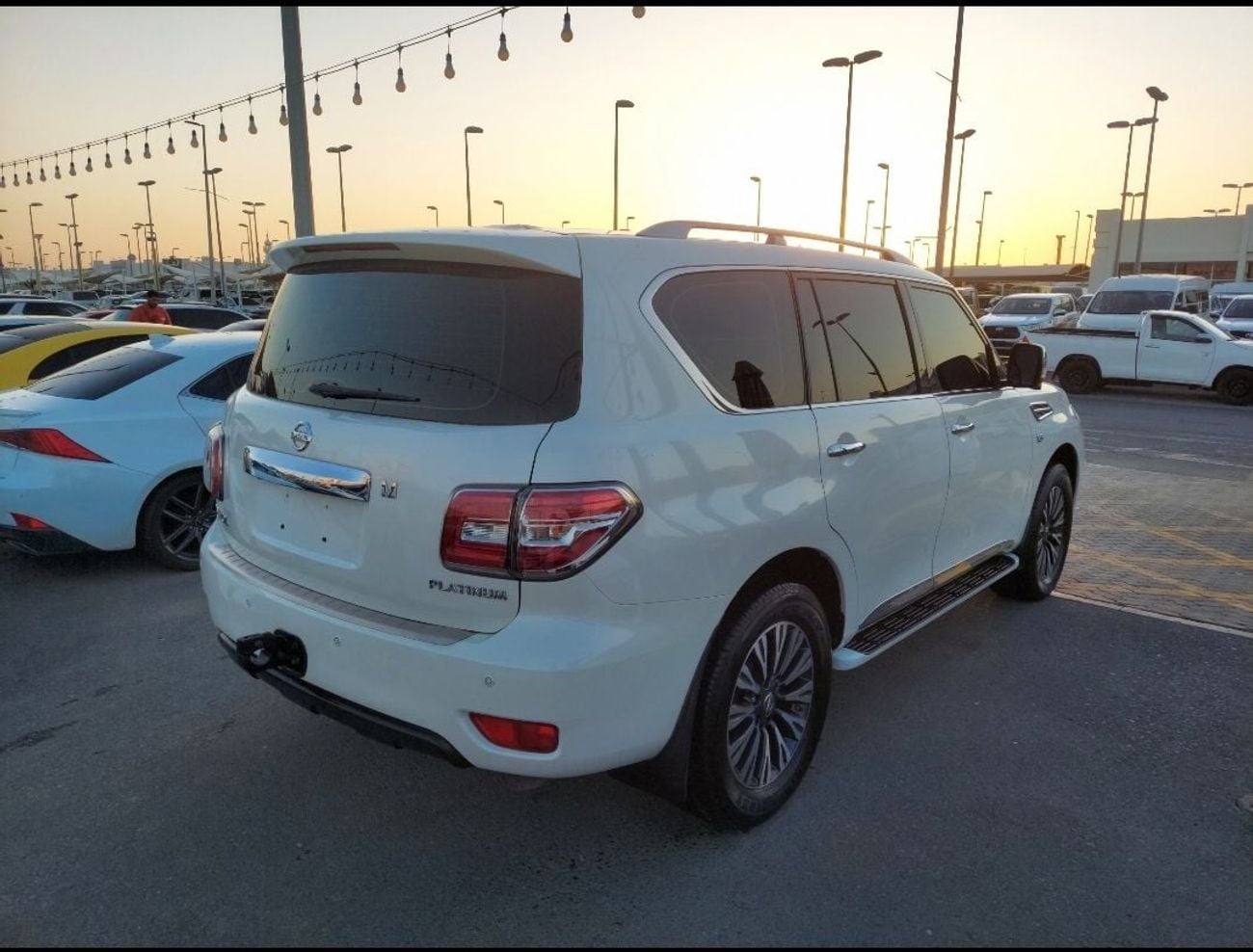 نيسان باترول SE Platinum City 5.6L