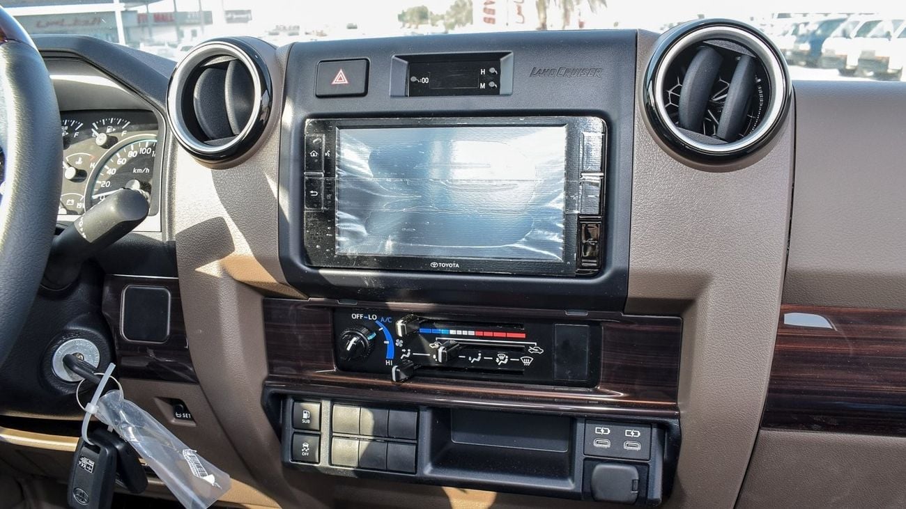 Toyota Land Cruiser Pick Up 4.0L V6 Petrol Single Cabin