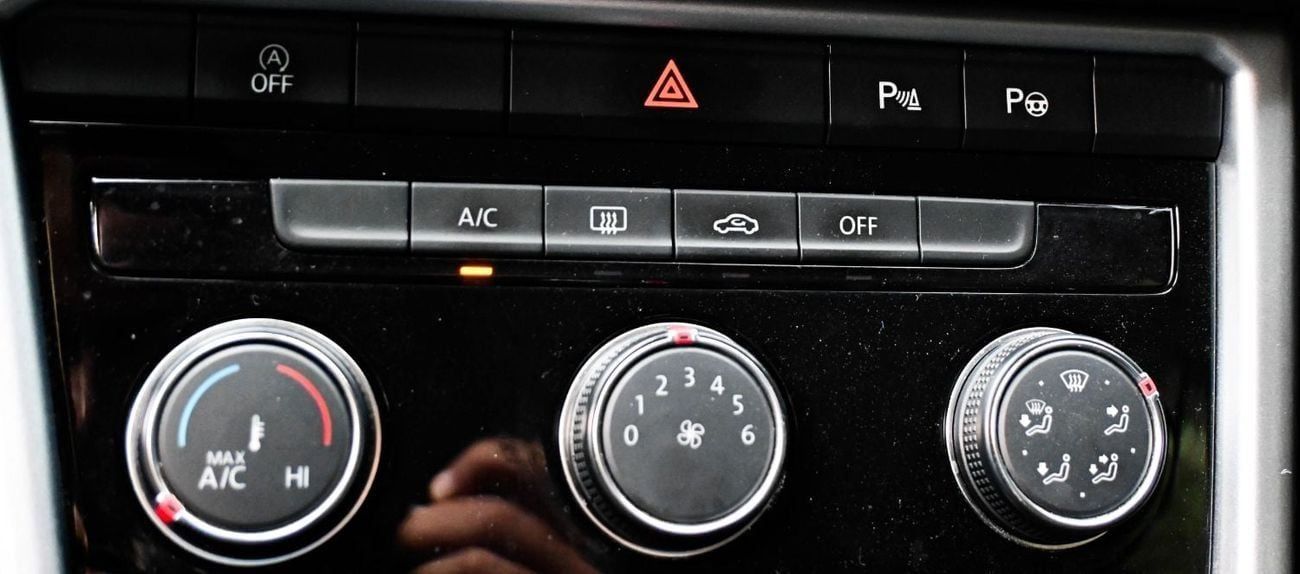 فولكس واجن T ROC Life 1.4L