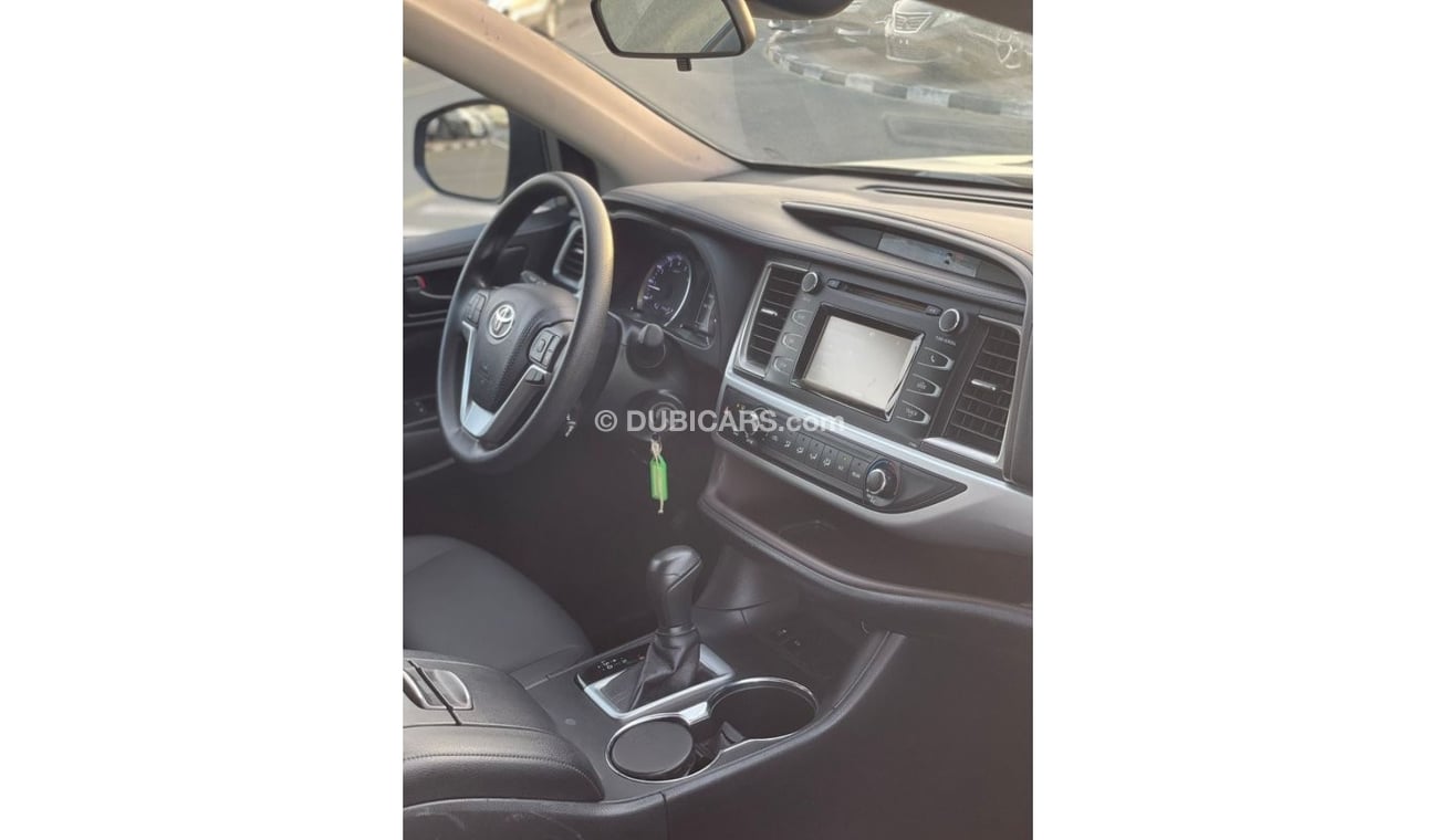 Toyota Highlander *Offer*2019 TOYOTA HIGHLANDER LE 3.5L, 6 Cylinder / EXPORT ONLY
