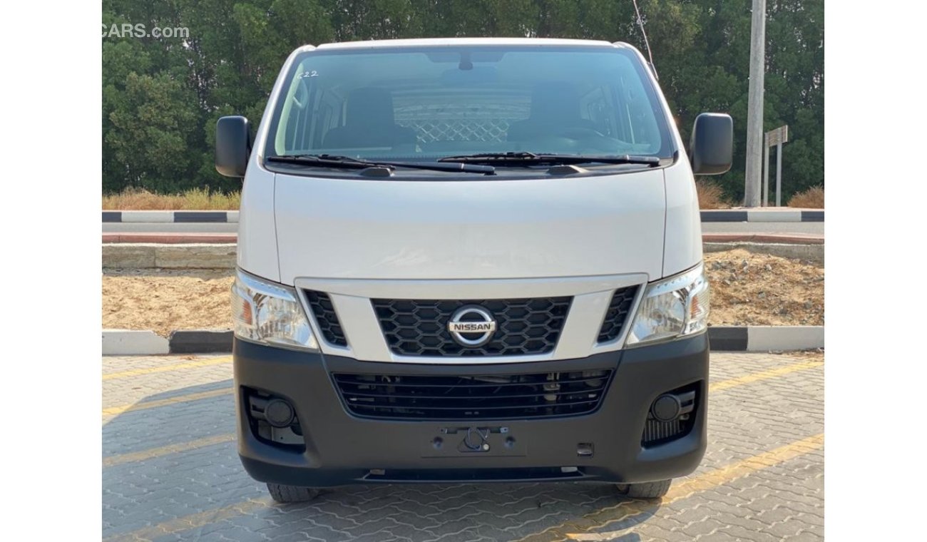 Nissan Urvan 2016 6 seats Ref#622 Automatic