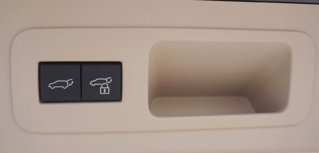 تويوتا لاند كروزر GXR 3.5L