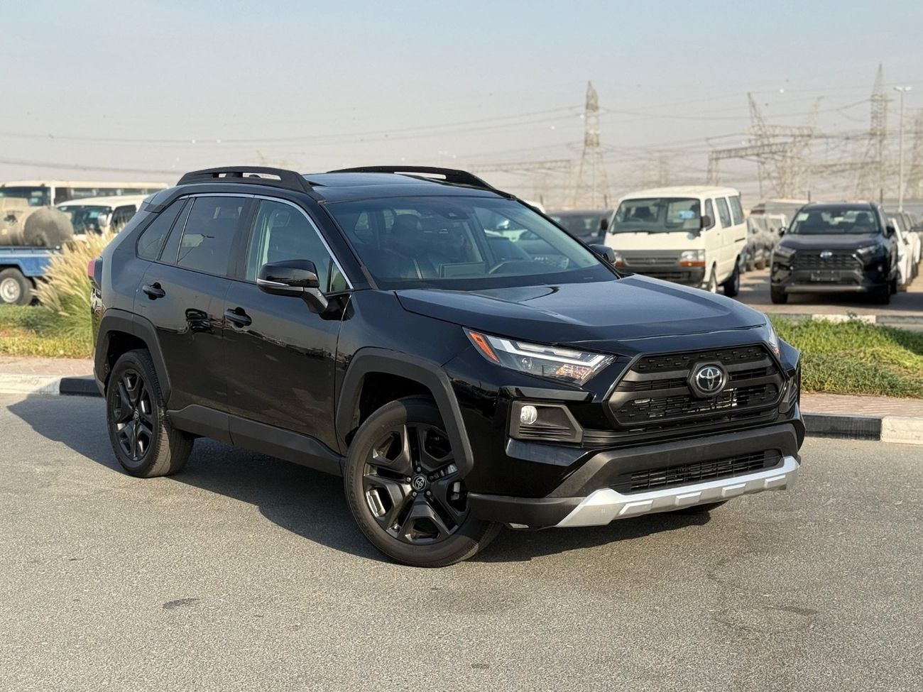 تويوتا راف ٤ Adventure Full Option 4WD Sunroof, leather, push start