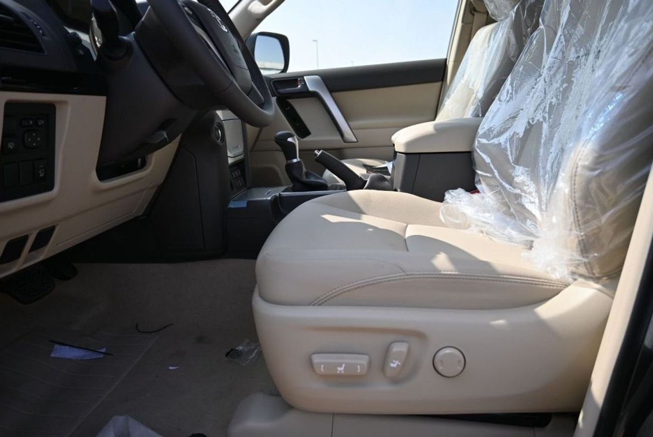 تويوتا برادو تويوتا لاندكروزر برادو 4.0 لتر TX.L بنزين ، دفع رباعي ، 5 أبواب ، مثبت سرعة ، فتحة سقف ، مقاعد كهربا