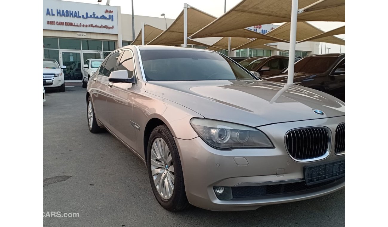 BMW 730Li Bmw750 model 2012 GCC car prefect condition full service full option low mileage