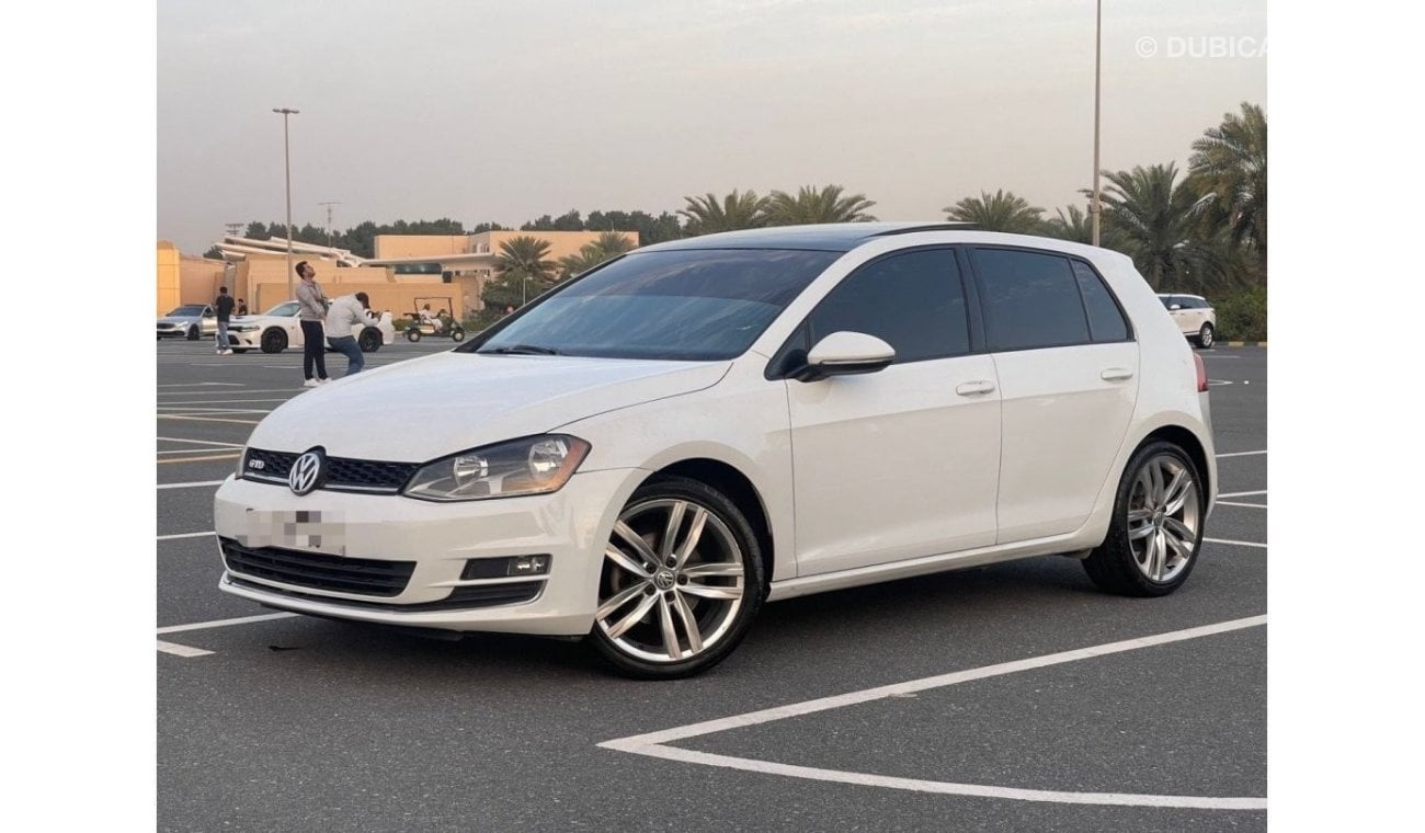 فولكس واجن جولف GTI موديل 2015 TSI وارد امريكي فل اوبشن بانوراما 4 سلندر ناقل حركة اوتوماتيك عداد المترات 205000