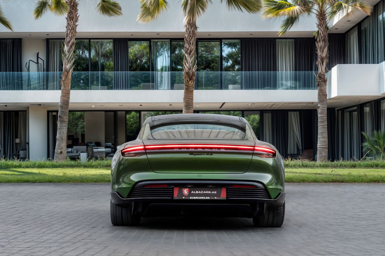 بورش تايكان 5,092 P.M | 0% Downpayment | TAYCAN 4S | PRISTINE CONDITON!