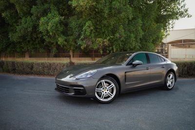 Porsche Panamera 4S 2.9L Twin-Turbo