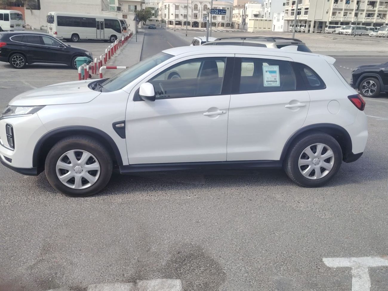 Mitsubishi ASX GLX Low 2.0L FWD MITSUBISHI ASX - 2.0L -PET - AT - 2WD - 2021MY (GCC) ( ACCIDENT FREE )