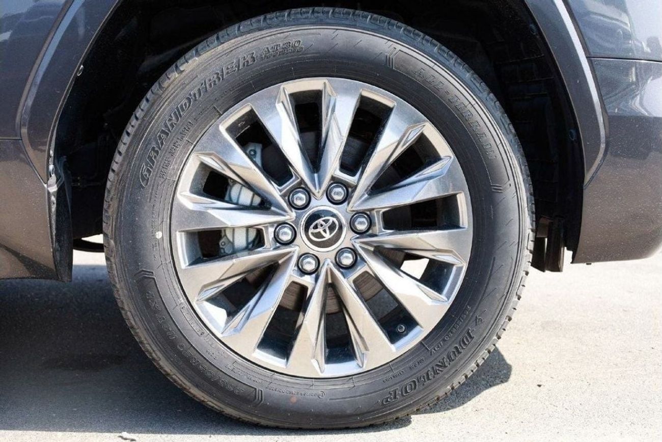 Toyota Land Cruiser GXR