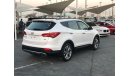 Hyundai Santa Fe Hyndi santafi model 2015 GCC car prefect condition low mileage panoramic roof leather seats Bluetoot