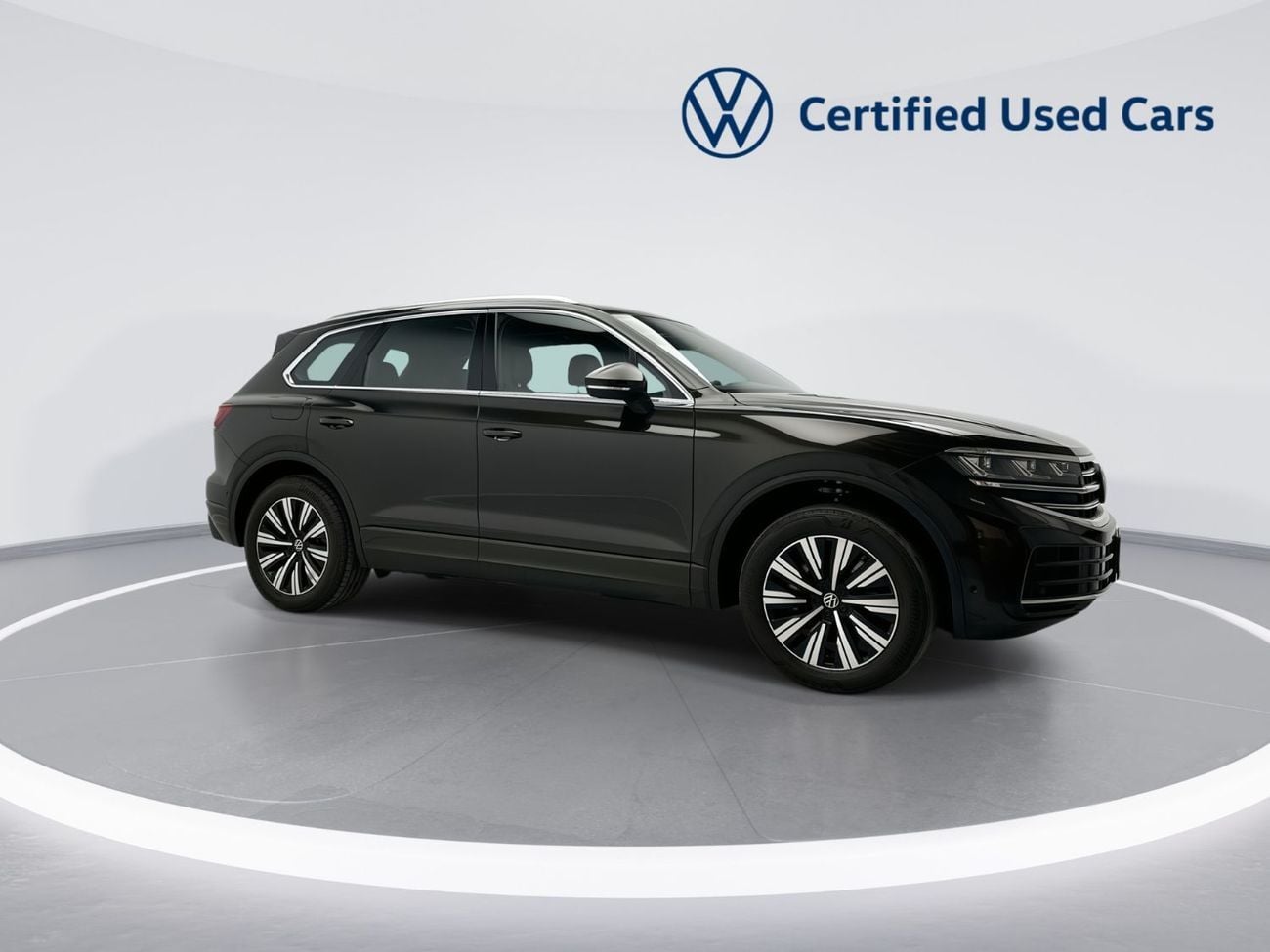 Volkswagen Touareg 3.0T TL (340 HP) Touareg Elegance (Ref#14657) / WAS 194,900 AED - NOW 189,900 AED