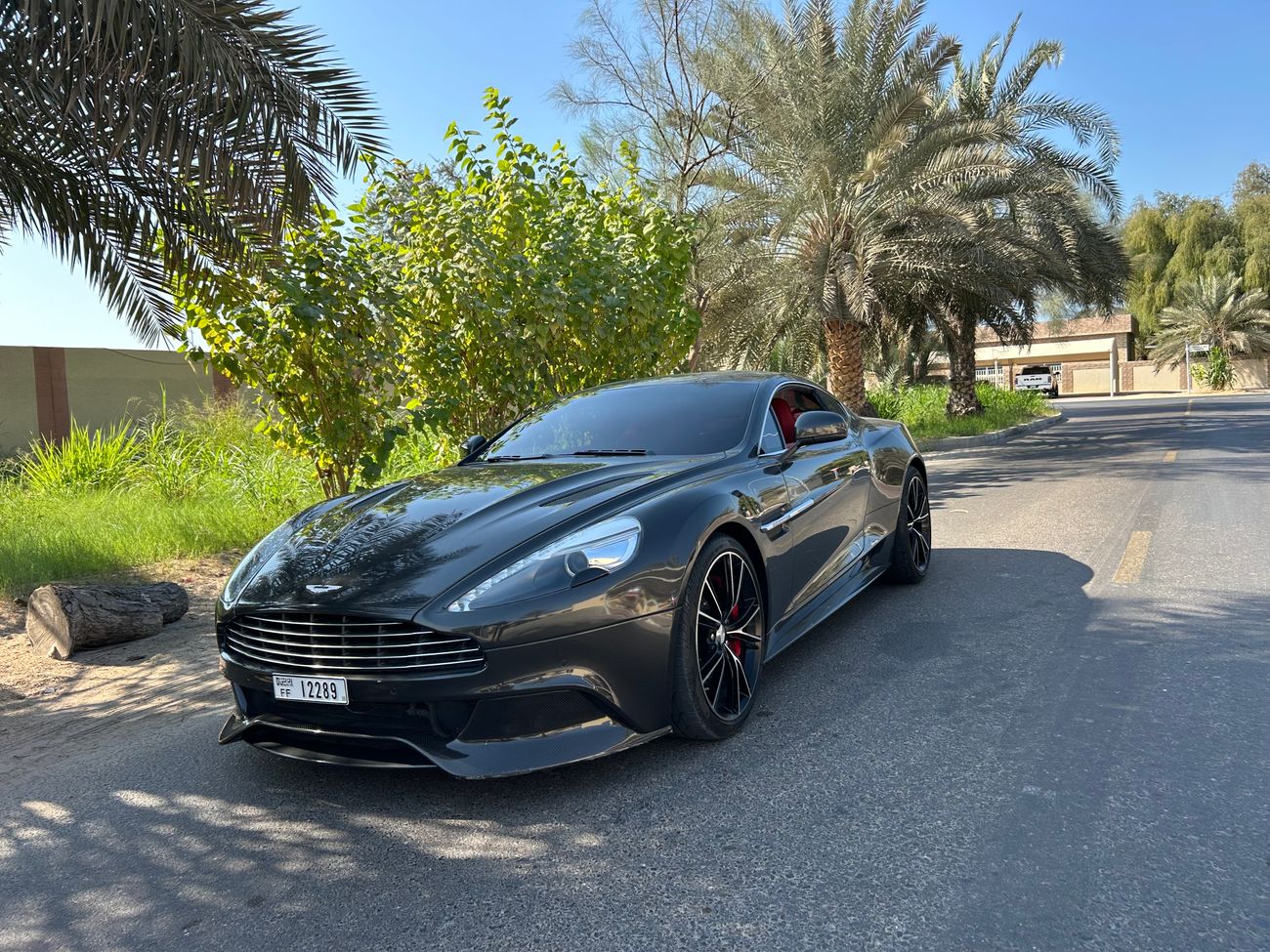 Aston Martin Vanquish
