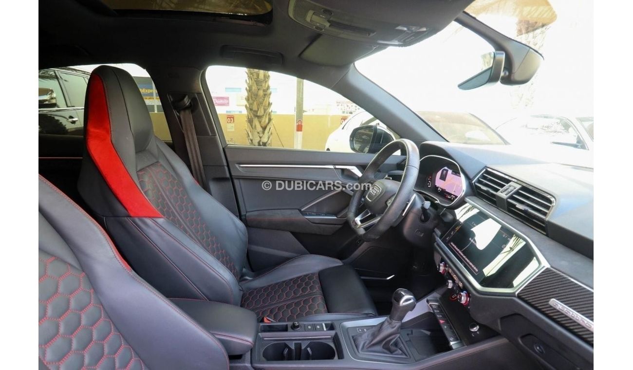 Audi RS Q3 Sportback TFSI quattro F3