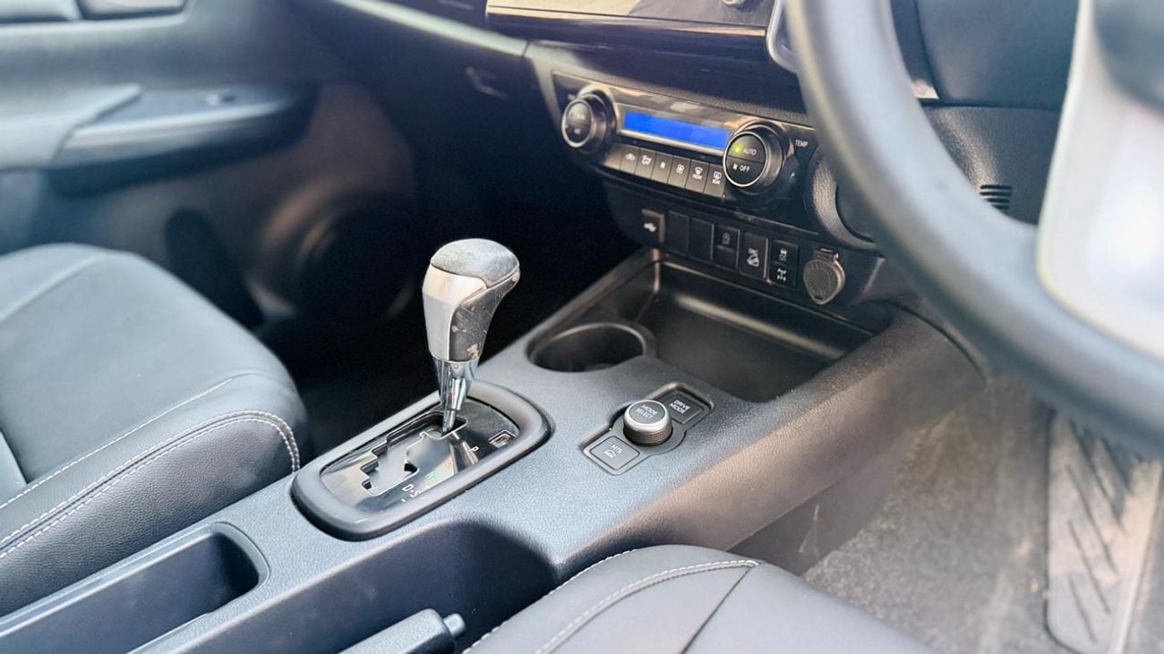 Toyota Hilux HYBRID DIESEL ENGINE | PUSH START | POWER SEAT | 2024 | AUTOMATIC | RHD