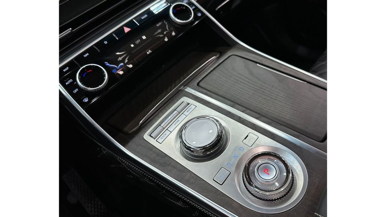 Genesis GV80 2024 Genesis GV80 Royal, 5 Years GENESIS Warranty + Service Contract, Full Service History, GCC