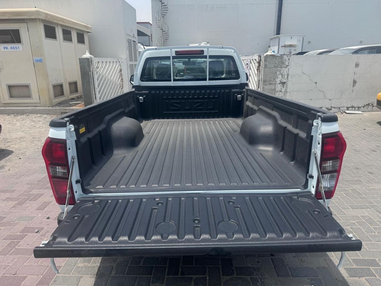 Isuzu DMax 2.5L 2WD (4x2) Single Cab (2 Doors) MY 2026 - Made in India