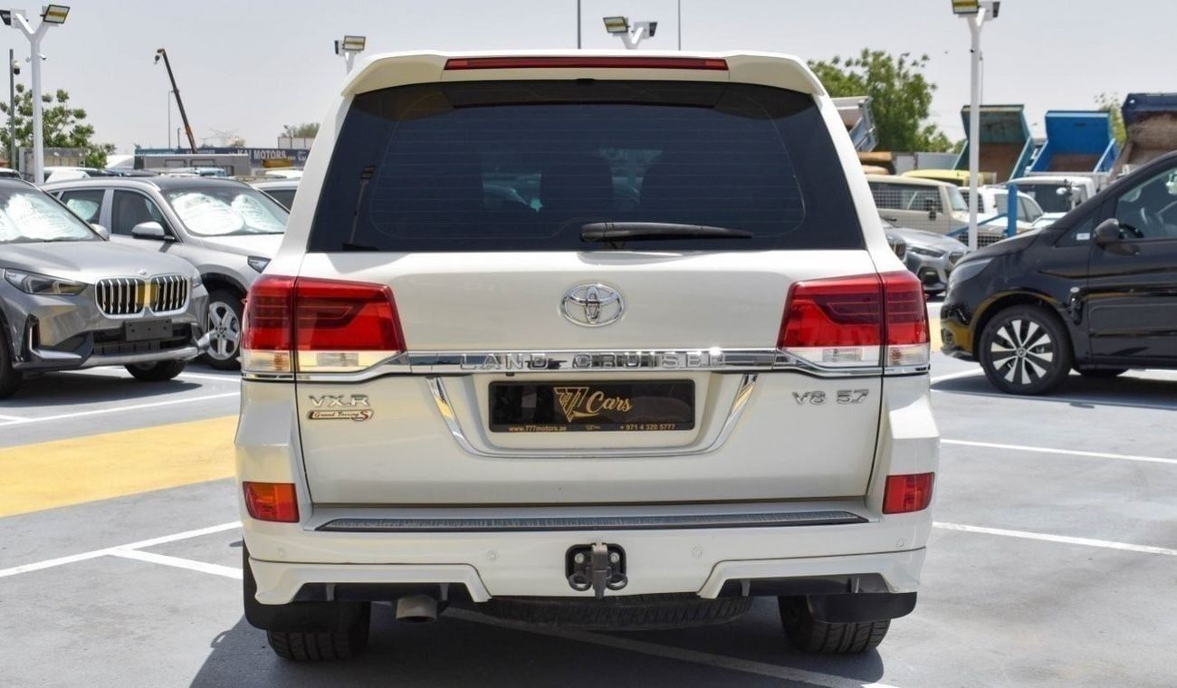 Toyota Land Cruiser TOYOTA LAND CRUISER VXR 5.7L 4WD