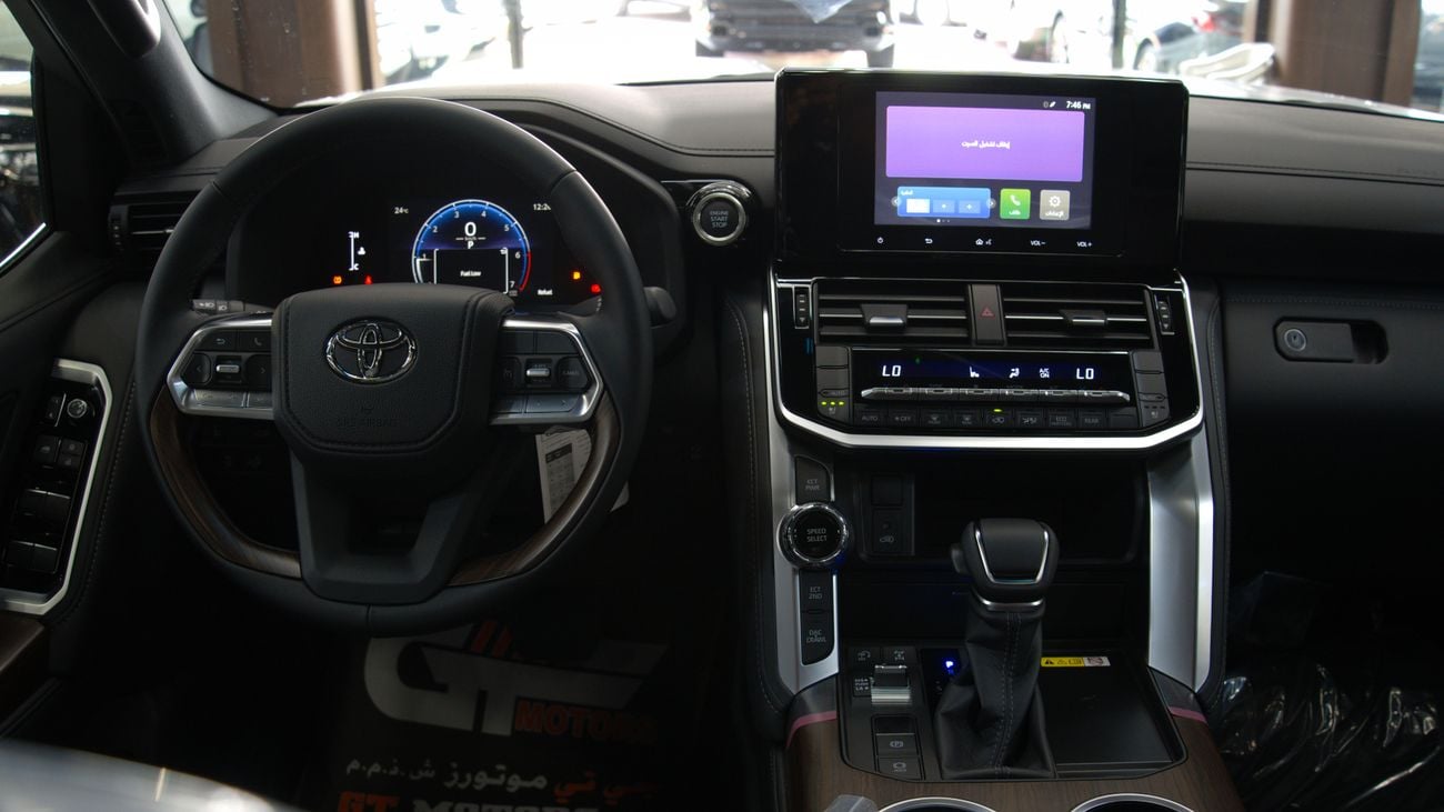 Toyota Land Cruiser GXR 3.5 L V6